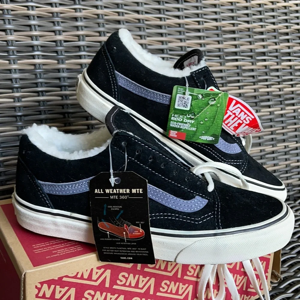 Vans Old Skool Mte Nubuck/Black WMNS” Sherpa Sneakers - Picture 6 of 16